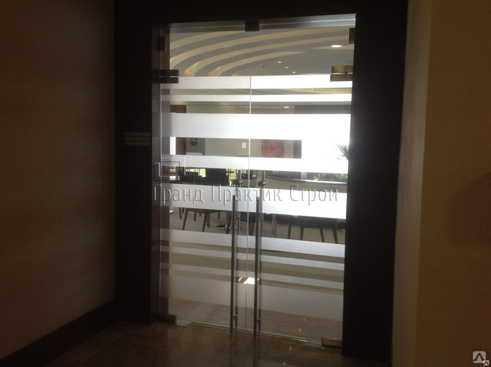 Монтаж стеклянных перегородок, цена в Краснодаре от компании Гранд Практик