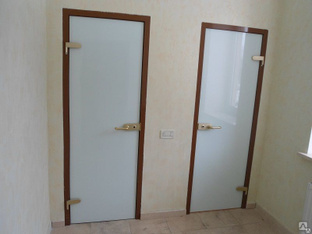 Двери стеклянные матовые для душевых комнат 