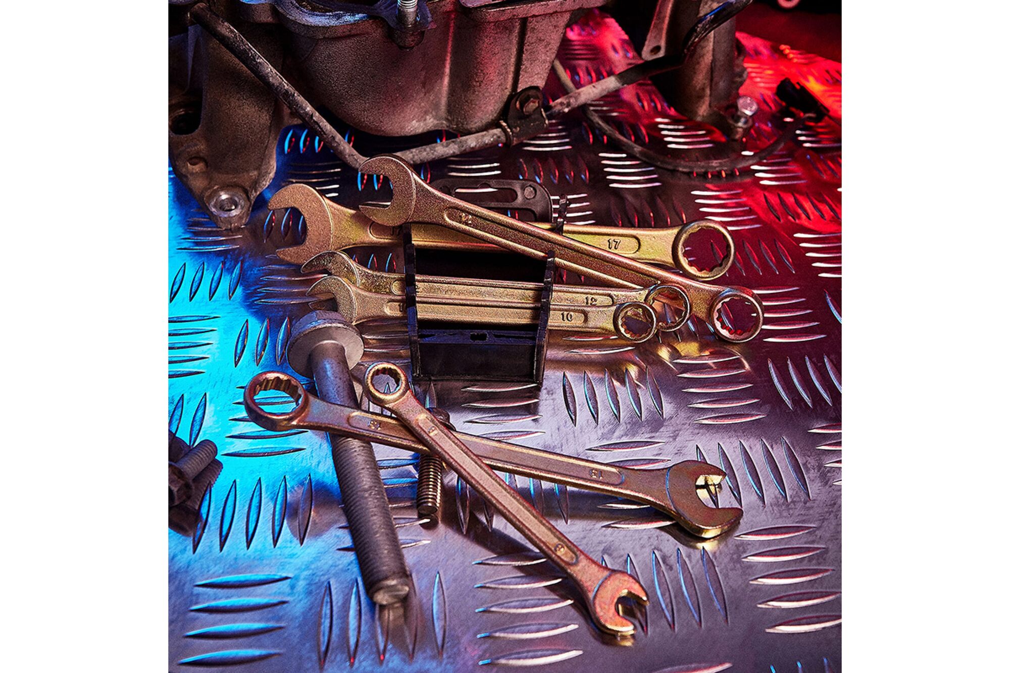 Набор комбинированных ключей REXANT 8-17 мм, 6 шт желтый цинк 12-5841-2 8