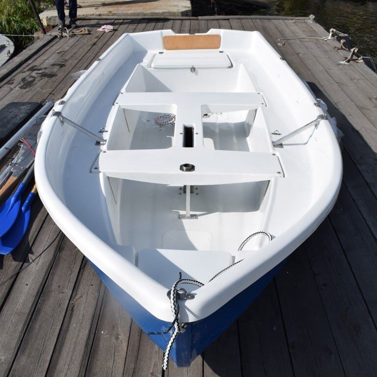 Лодка Тортилла 395 Комби без парусного вооружения