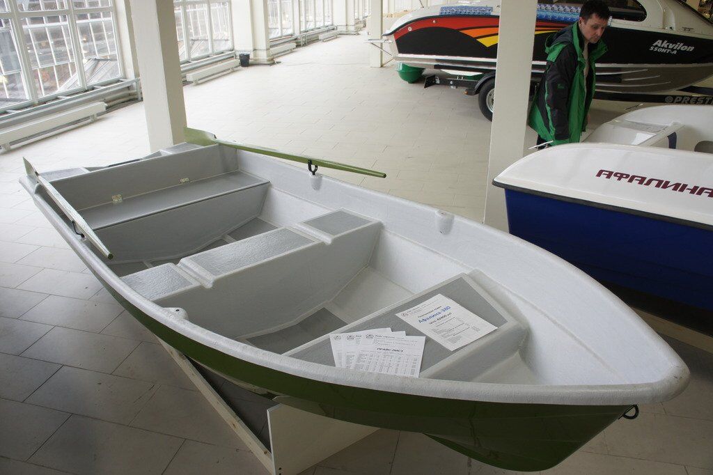 Лодка Афалина - 380
