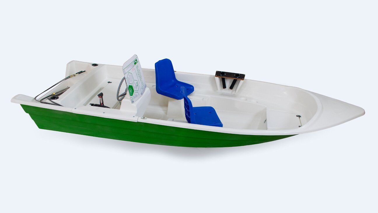 Лодка Легант-427 с консолью