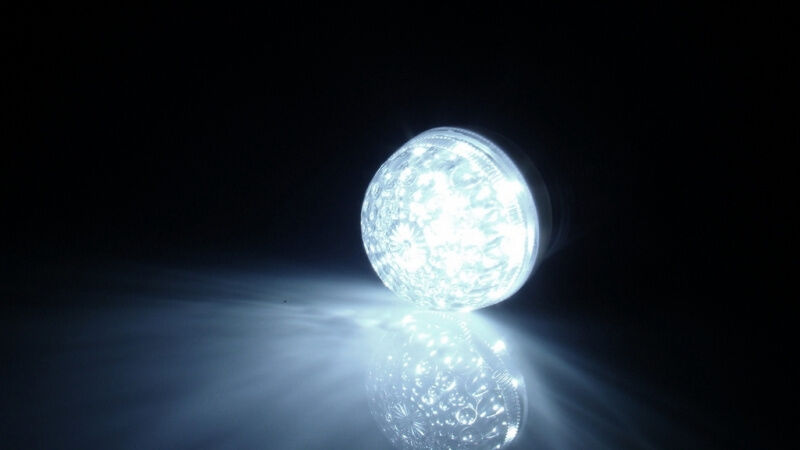LED-Lamp-E27-50-9-W, белый FLESI-NEON