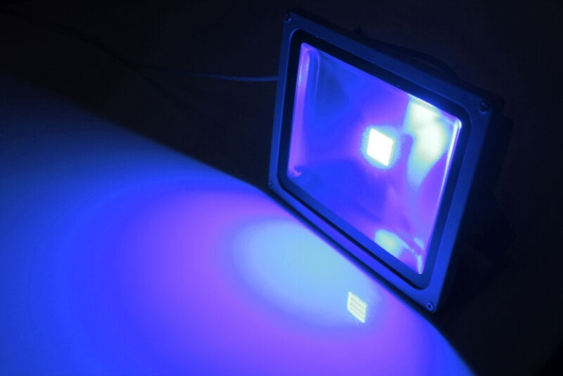 NEW TGC-30-FT-NA-B LED прожектор синий,1LED-30W,220V FLESI-NEON