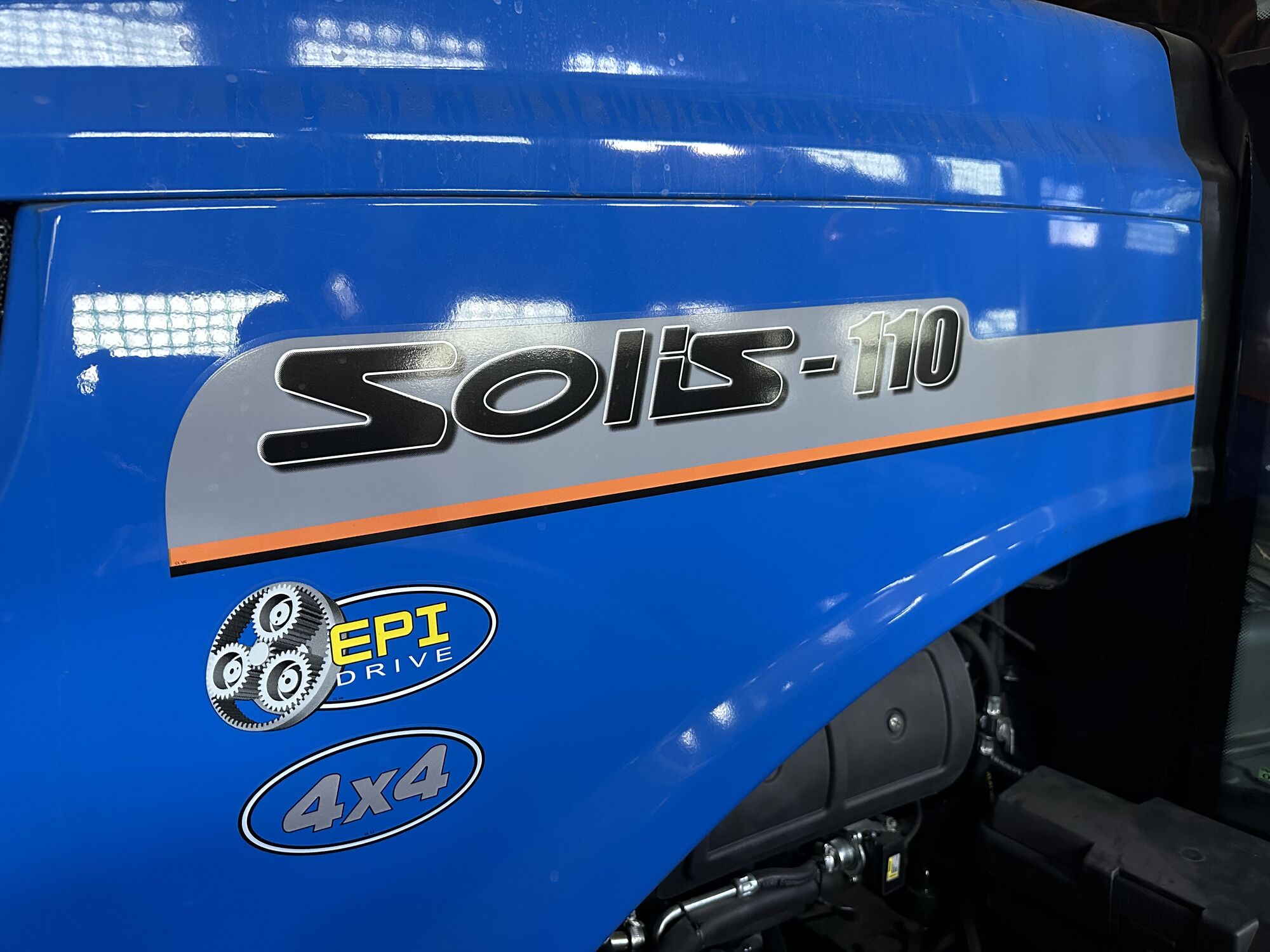 Колесный трактор SOLIS-110 4WD 5